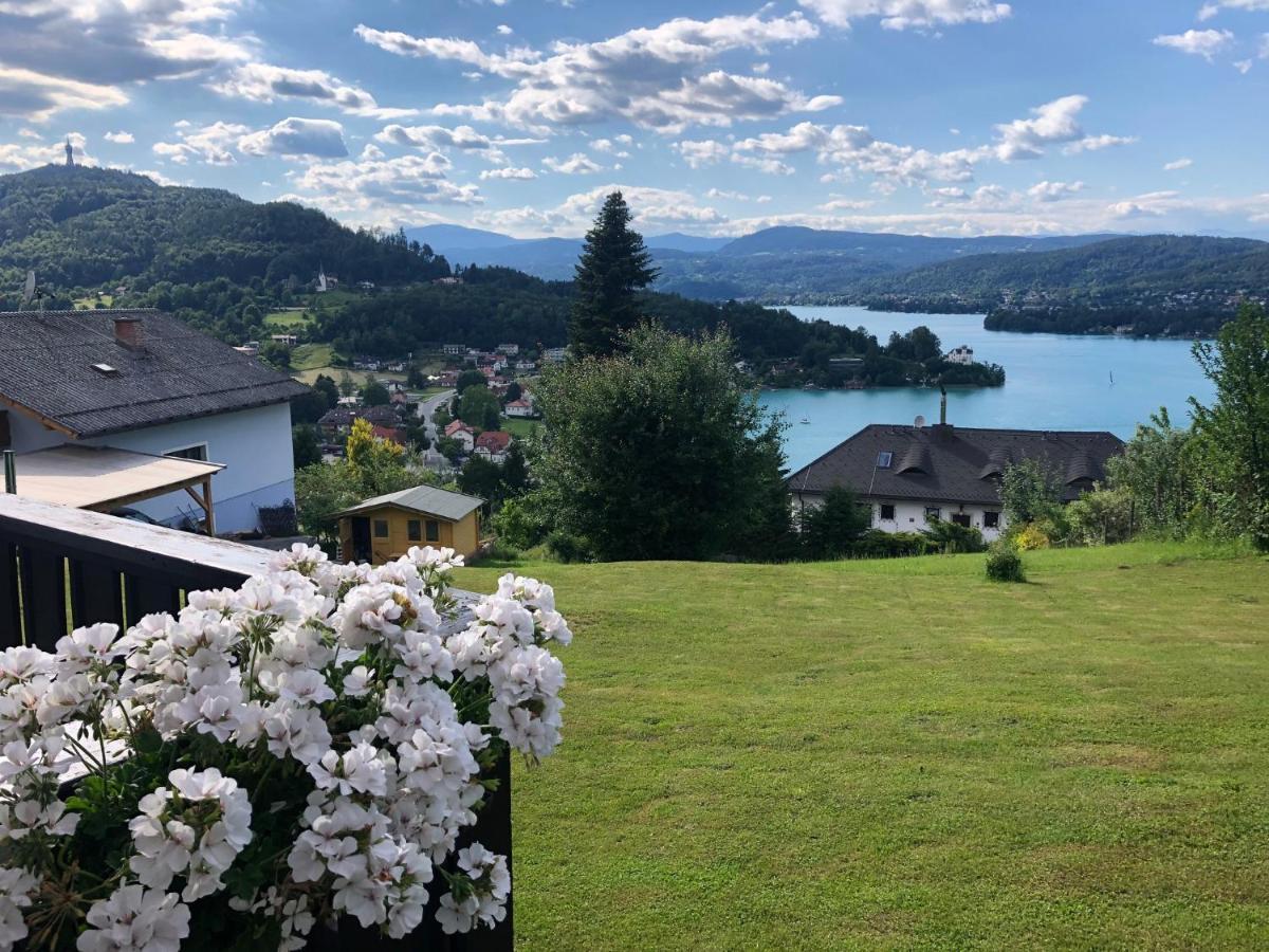 Hotel Garni Haus Am Wald Reifnitz Buitenkant foto
